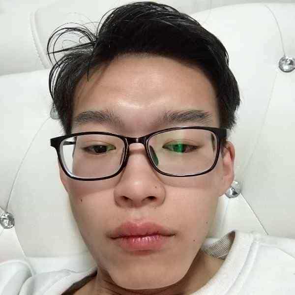河南22岁单身帅哥真诚找对象-长春征婚相亲网