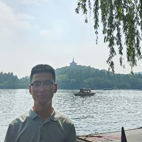 山东26岁单身帅哥真诚找对象-长春征婚网