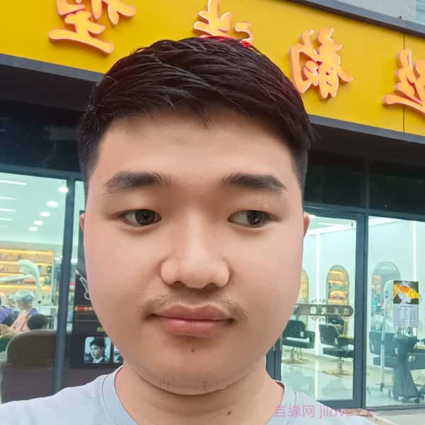 湖北26岁单身帅哥真诚找对象-长春征婚网